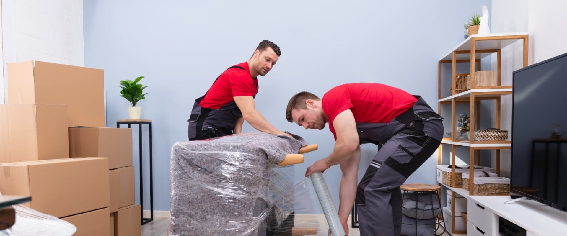 How Much Does It Cost to Hire a Professional Moving Company?