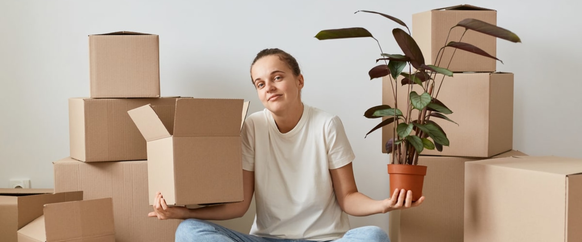 Do Moving Companies Provide Boxes? - An Expert's Guide